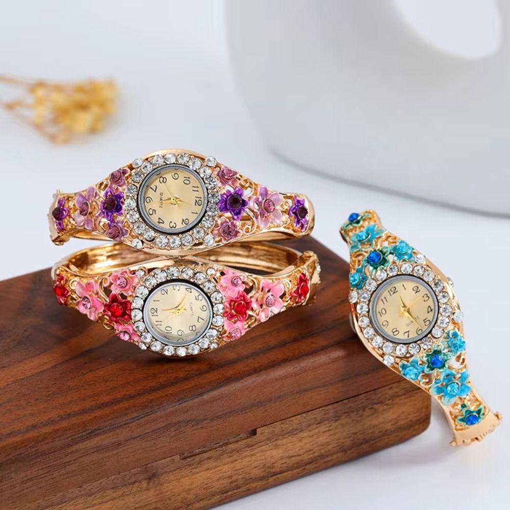 Vintage Fashion Week - Jam Tangan Vintage Kaya Aksen Bunga