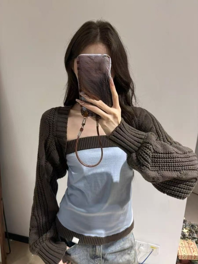 Set Dua Potong Rajutan Estetik - Crop Cardigan Vintage ulasan dan harga